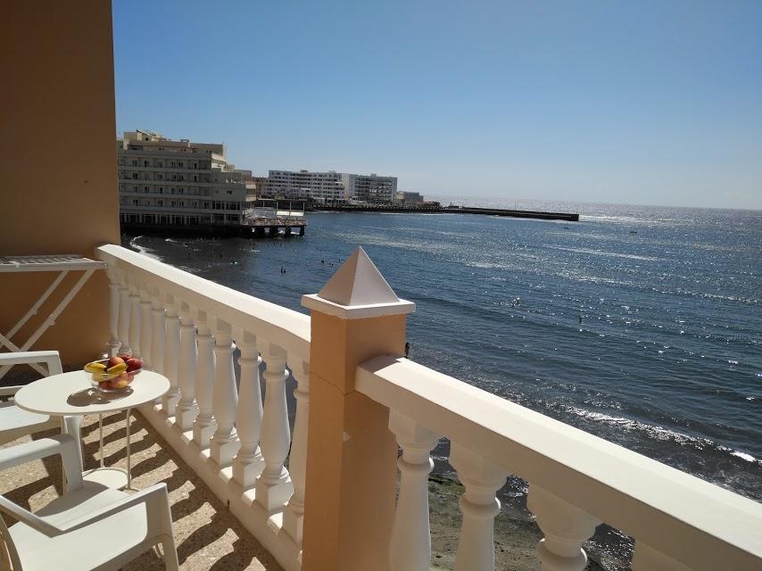 Apartamentos Rocamar El Medano 外观 照片